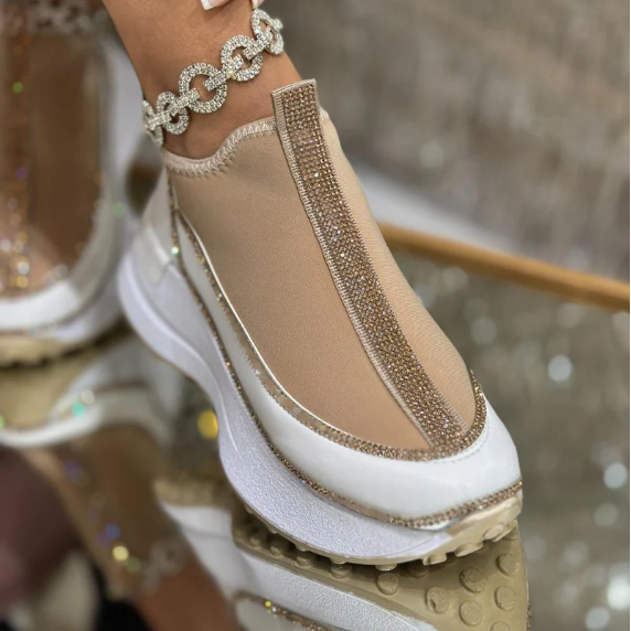 Fine Sparkling Sports Shoes